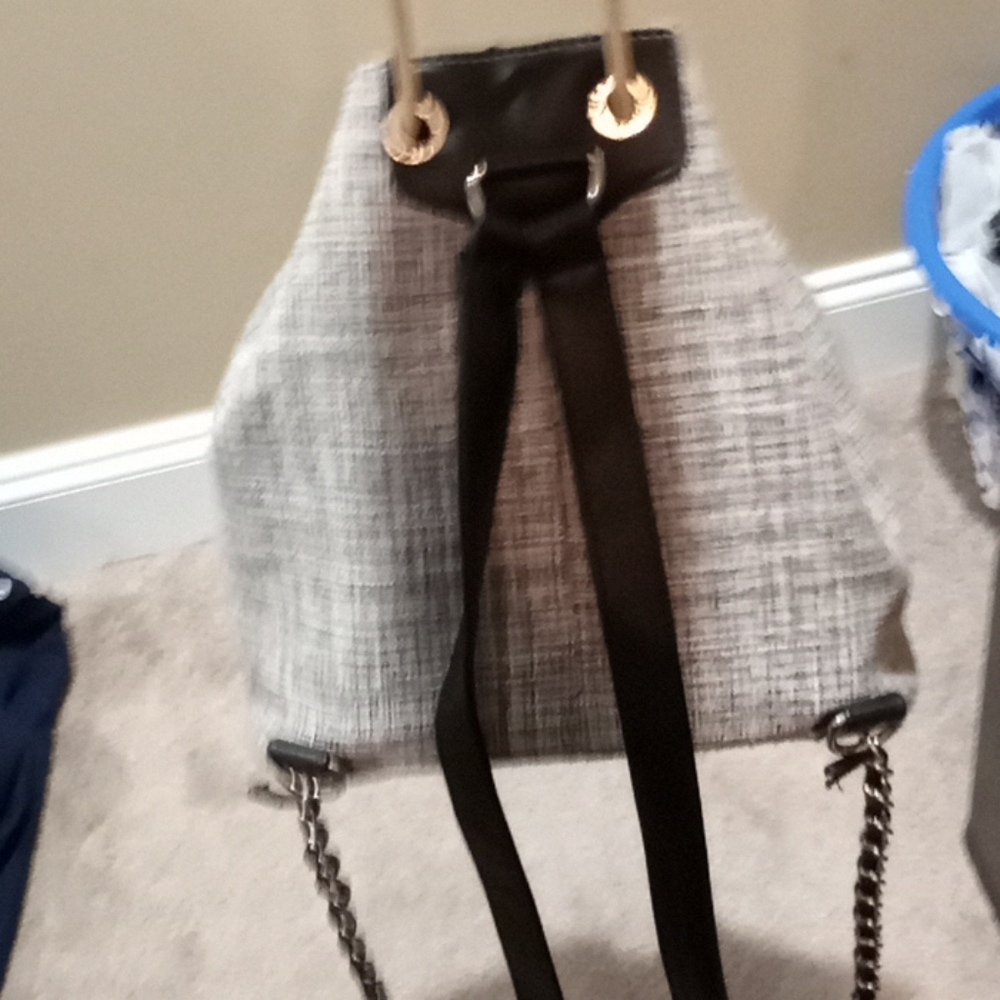 Purse - Picture 2 of 6